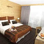 Le Grand Tetras 3* Font-Romeu-Odeillo-Via