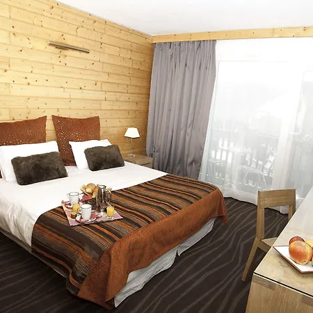 Le Grand Tetras 3* Font-Romeu-Odeillo-Via