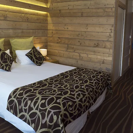 Le Grand Tetras Otel Font-Romeu-Odeillo-Via